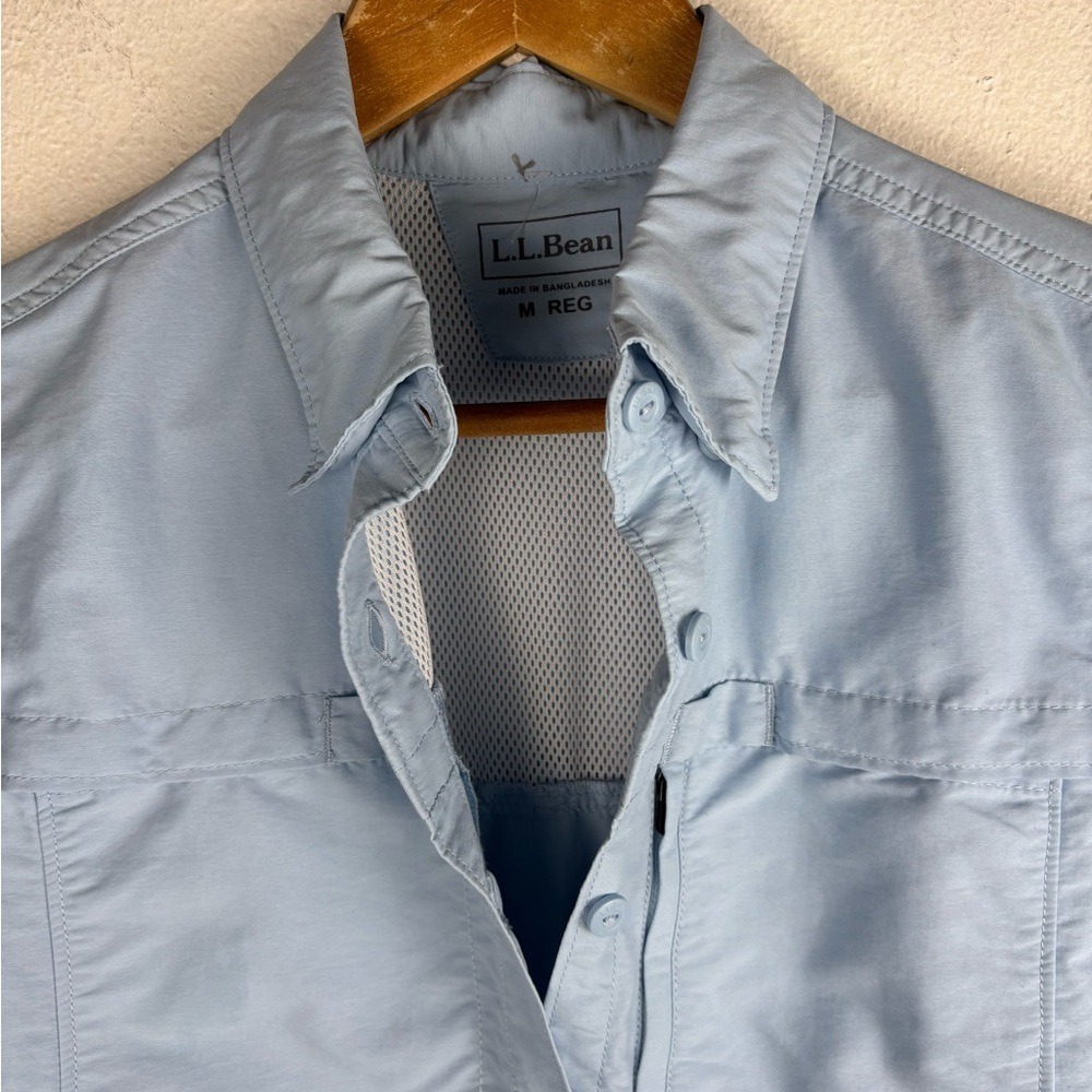 LL Bean Women's M Vented Button Up Light Blue Hiking Fishing Tank Shirt Nylon - Picture 7 of 10